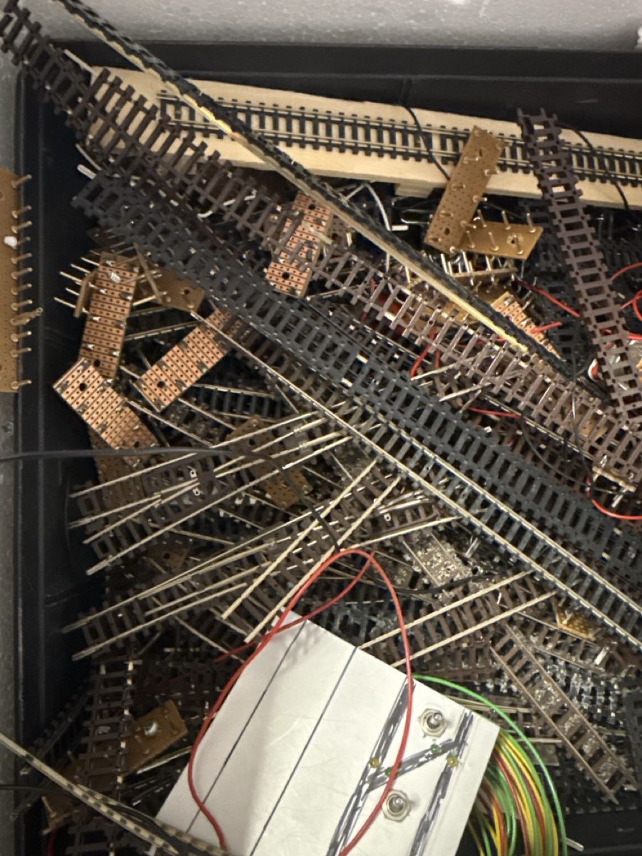 Modellini di ferrovie: Diverse Gleise Konvult – Usato da Basel venduto da sam_7gsy 1