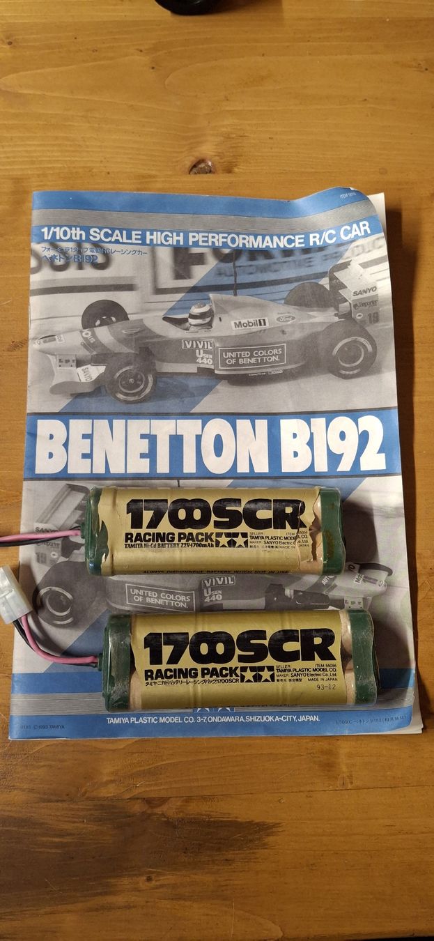 Tamiya RC Kits de montage: Tamiya F102 Benetton vintage – D'occasion à Losone par 143_Vintage 5