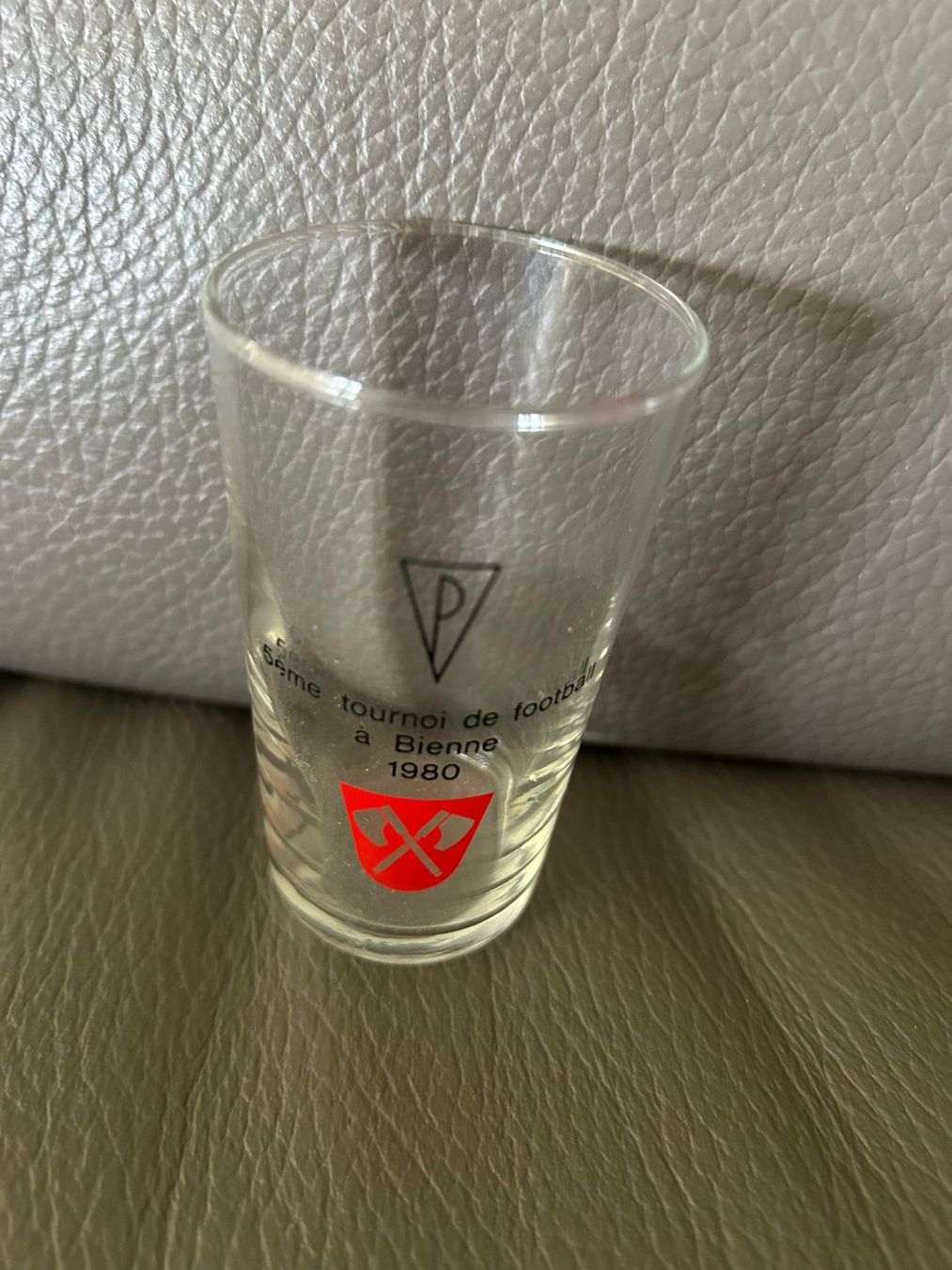 Gläser: Vari bicchieri vino 1dl Publicitas – Gebraucht aus Melano von H-Sara