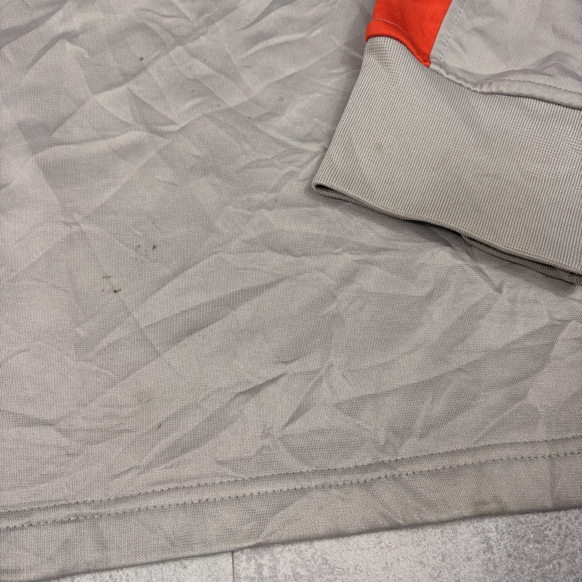 Reebok Maglioni & Felpe: Pull de sport chaud Reebok Zippé gris - Taille XL – Usato da Neuchâtel venduto da aliceguins 2