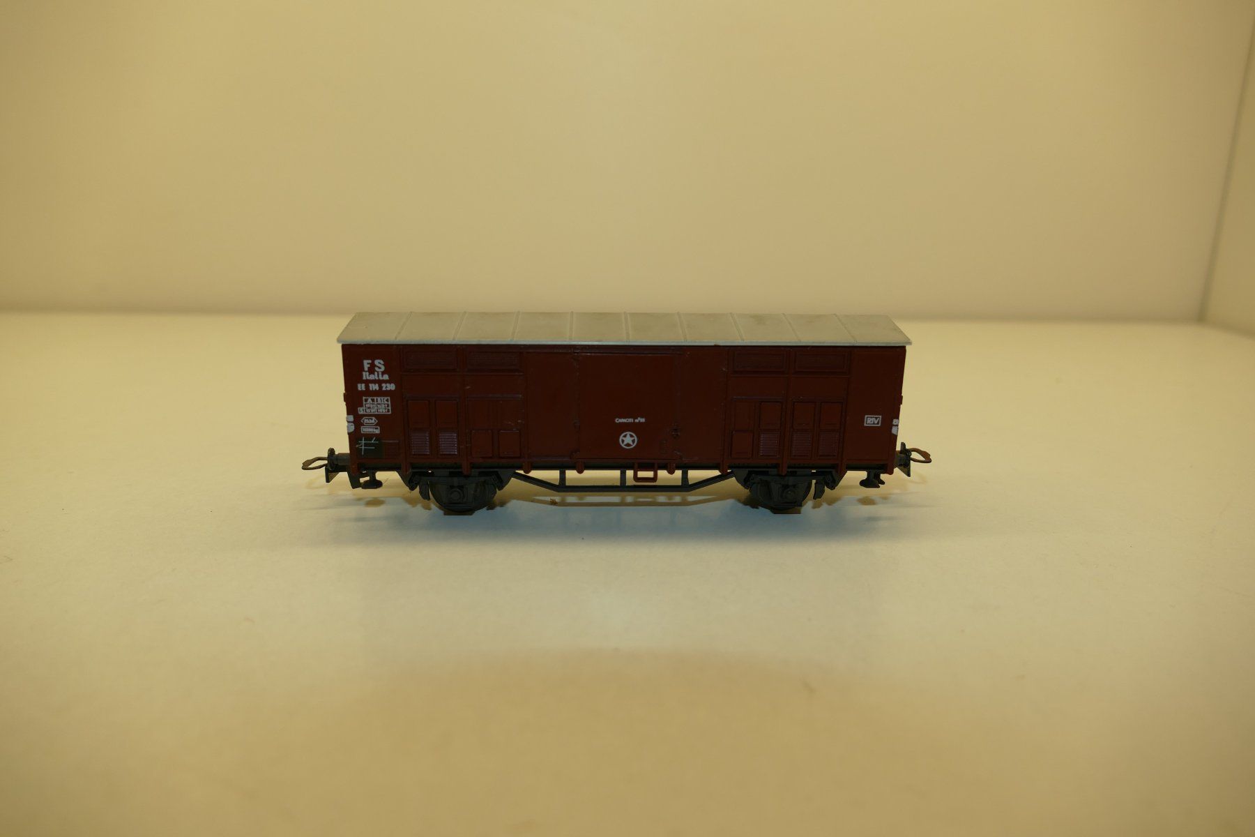 Roco Trains électriques: Roco H0: FS Güterwagen – D'occasion à Niederhasli par rail-duerst 2