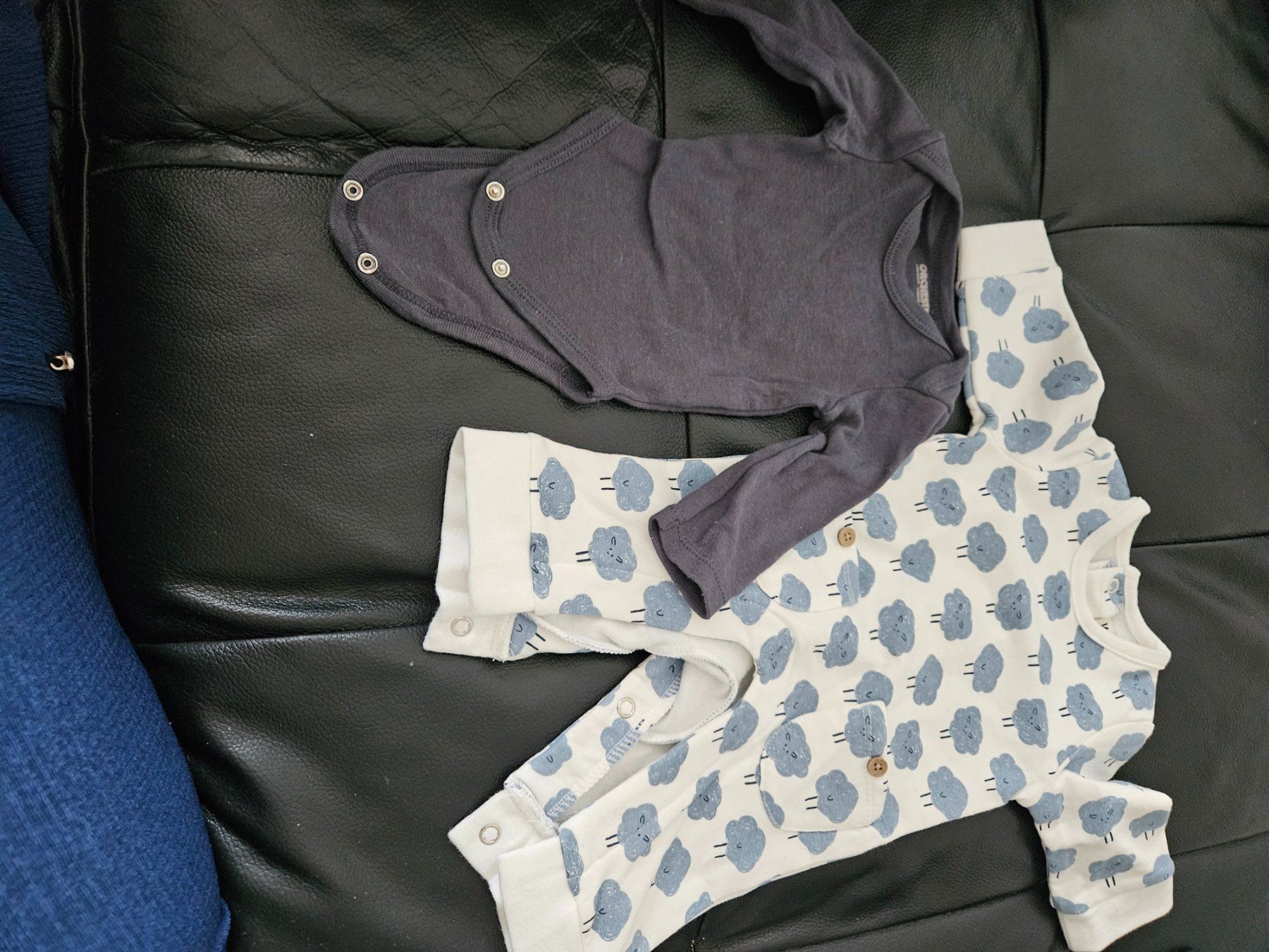 Lotti & Set di vestiti: lot de vêtements bébé  1 mois – Usato da Bellevue venduto da julie047 1