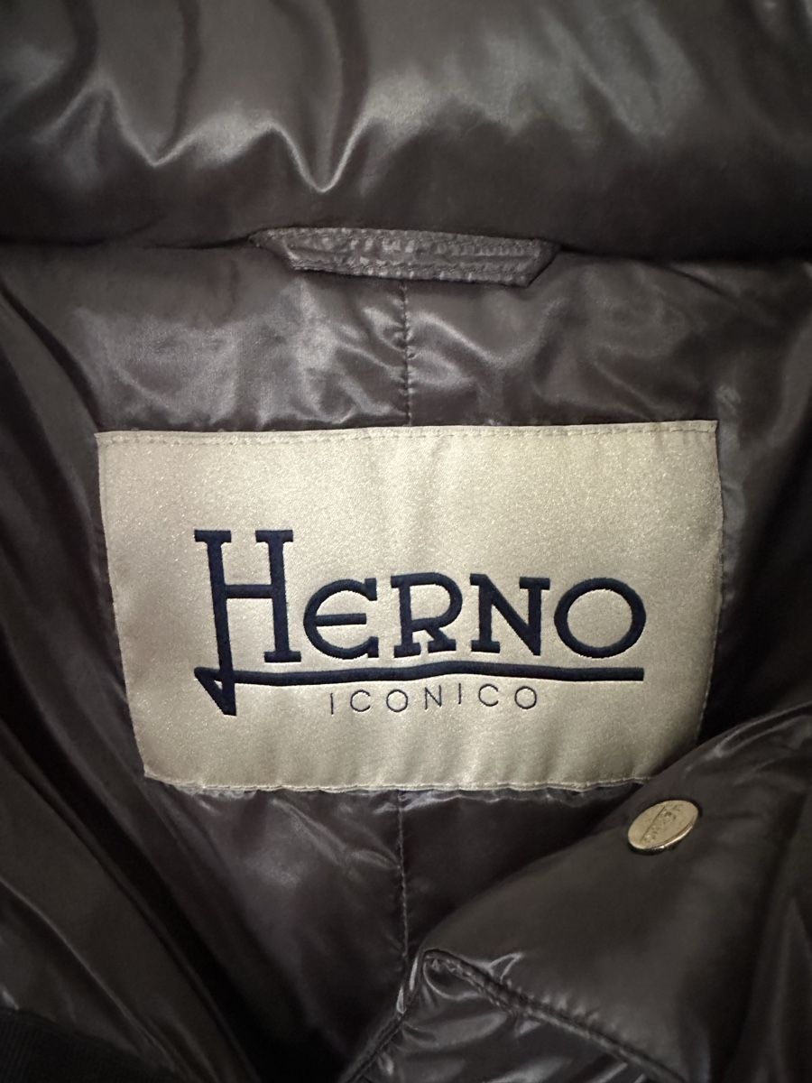 Herno Giacche: Herno Daunenjacke, Grösse IT 46, 38-40 CH – Usato da Kilchberg ZH venduto da sucuda 1