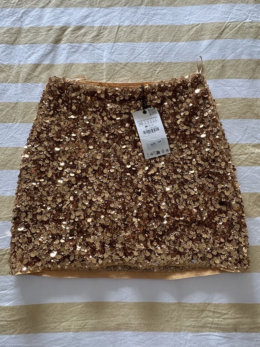 Zara Röcke: Sequin skirt – Neu und originalverpackt aus Buchrain von Franciscacsousa 1