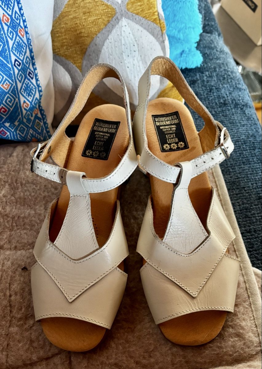 Damenschuhe: Paire de sandalettes – Neu (gemäss Beschreibung) aus Estavayer Le Lac von sico1260