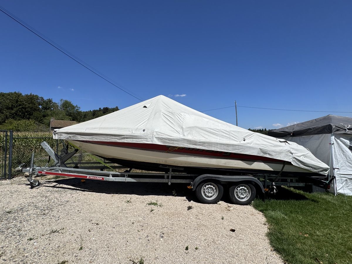 Bayliner Bateaux: Bayliner 2180CX Ski Challenger – Défectueux à La Croix (Lutry) par Jeceva