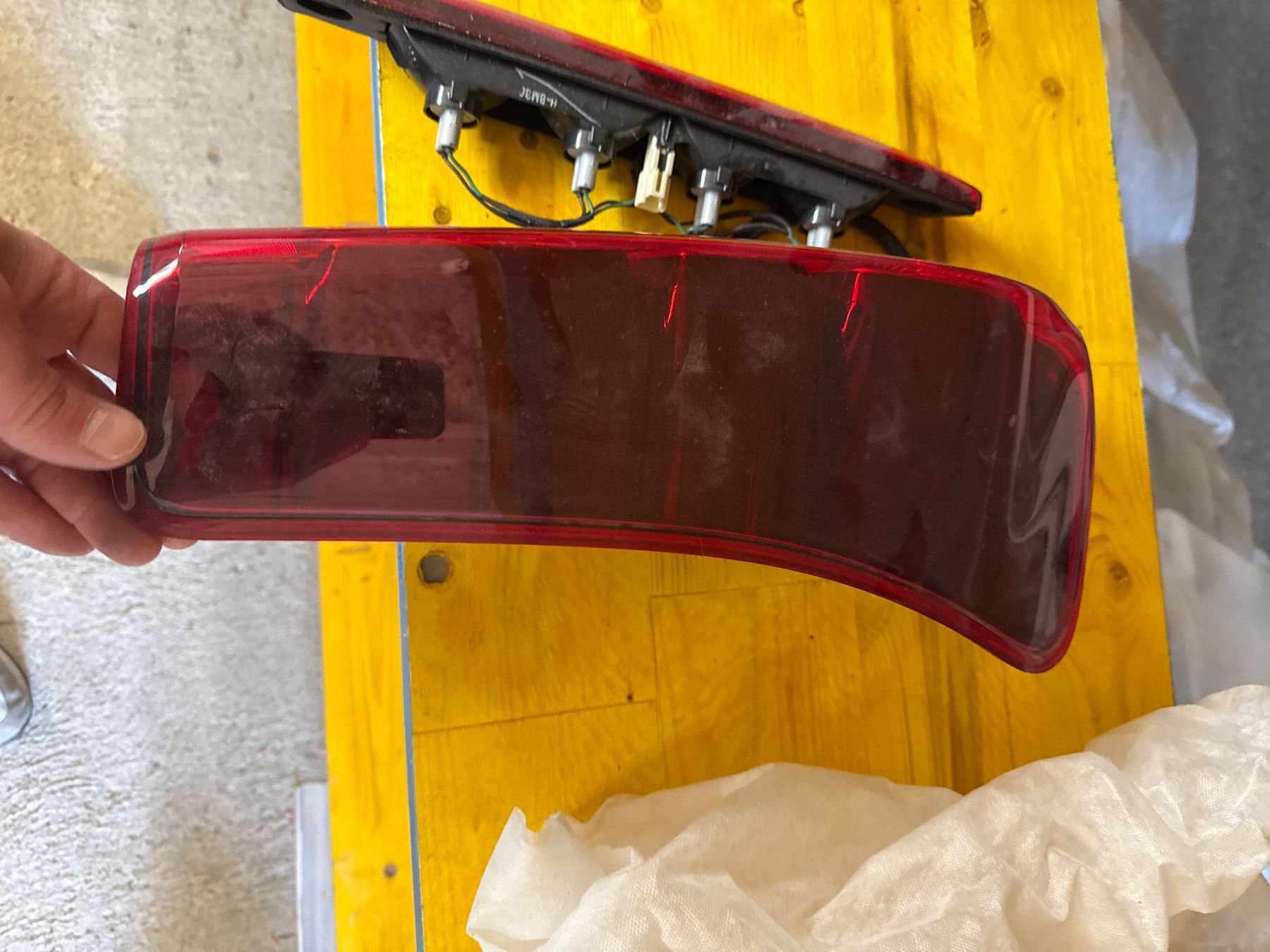 Scheinwerfer: Isuzu OCC Rückleuchte – Gebraucht aus Pieterlen von gar_hb8c 1