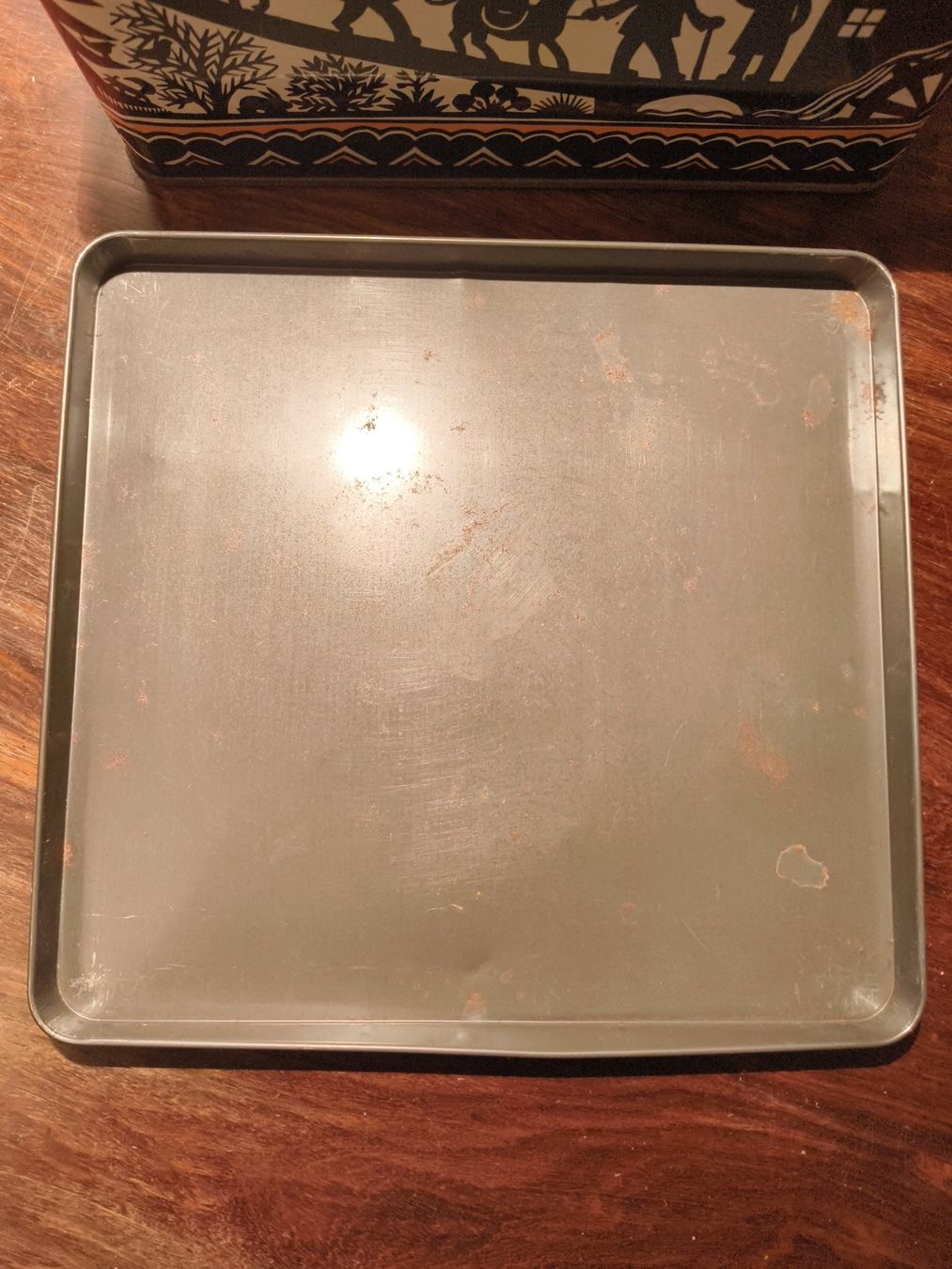 Tutte le decorazioni: antike Läckerli Huus Blechdose Basel Scherenschnitt Deko – Usato da stettlen venduto da VintageBern_ch 8