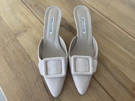 Elegante Manolo Blahnik Slingbacks Grösse 42 beige