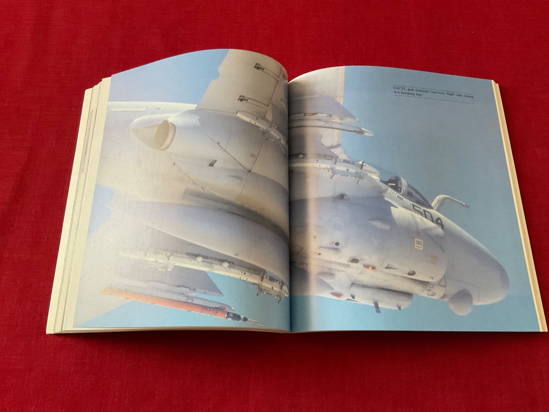 Libri: "Strike" U.S. Naval Strike Warfare Center – Usato da Lugano venduto da Persepolis 2