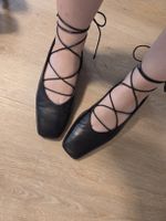 Ballerinas Schwarz Leder Grösse 38 Massimo DuttiSchnürung