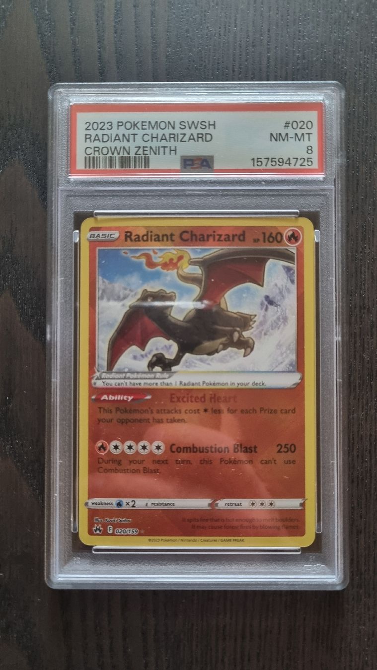Pokémon Carte collezionabili: Pokémon Radiant Charizard Crown Zenith 020/159 Englisch PSA8 – Usato da Bern venduto da NeoSatoshi
