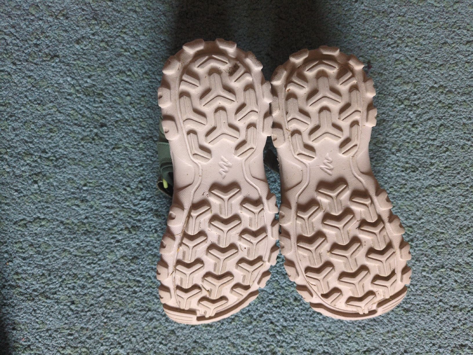 Decathlon Scarpe per ragazzi: sandales taille 30 – Nuovo (secondo la descrizione) da Buchillon venduto da pau_gc79 1