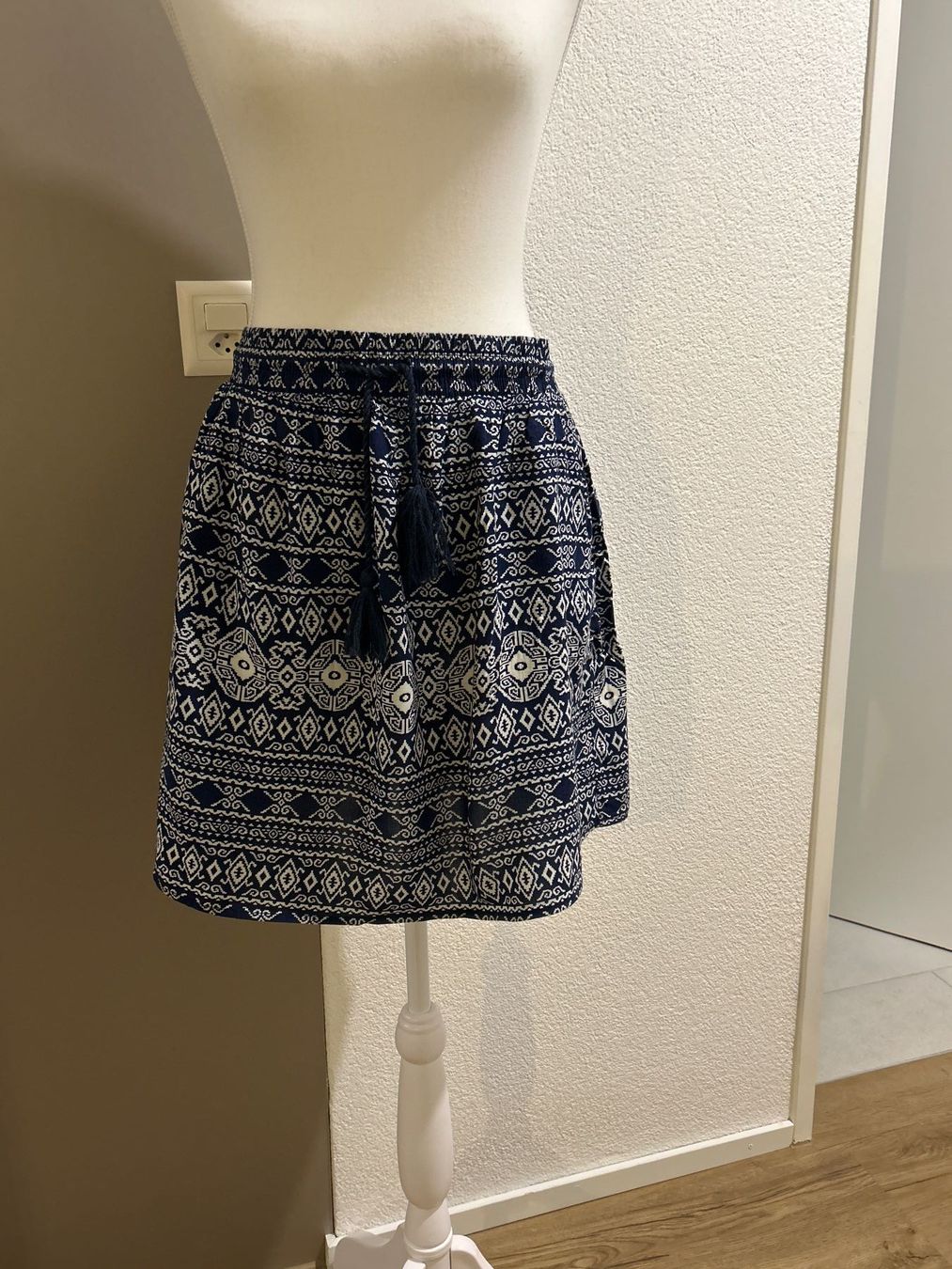 Gonne: Jupe dunkelblau mit Muster – Usato da Brunnen venduto da Nala2929 2