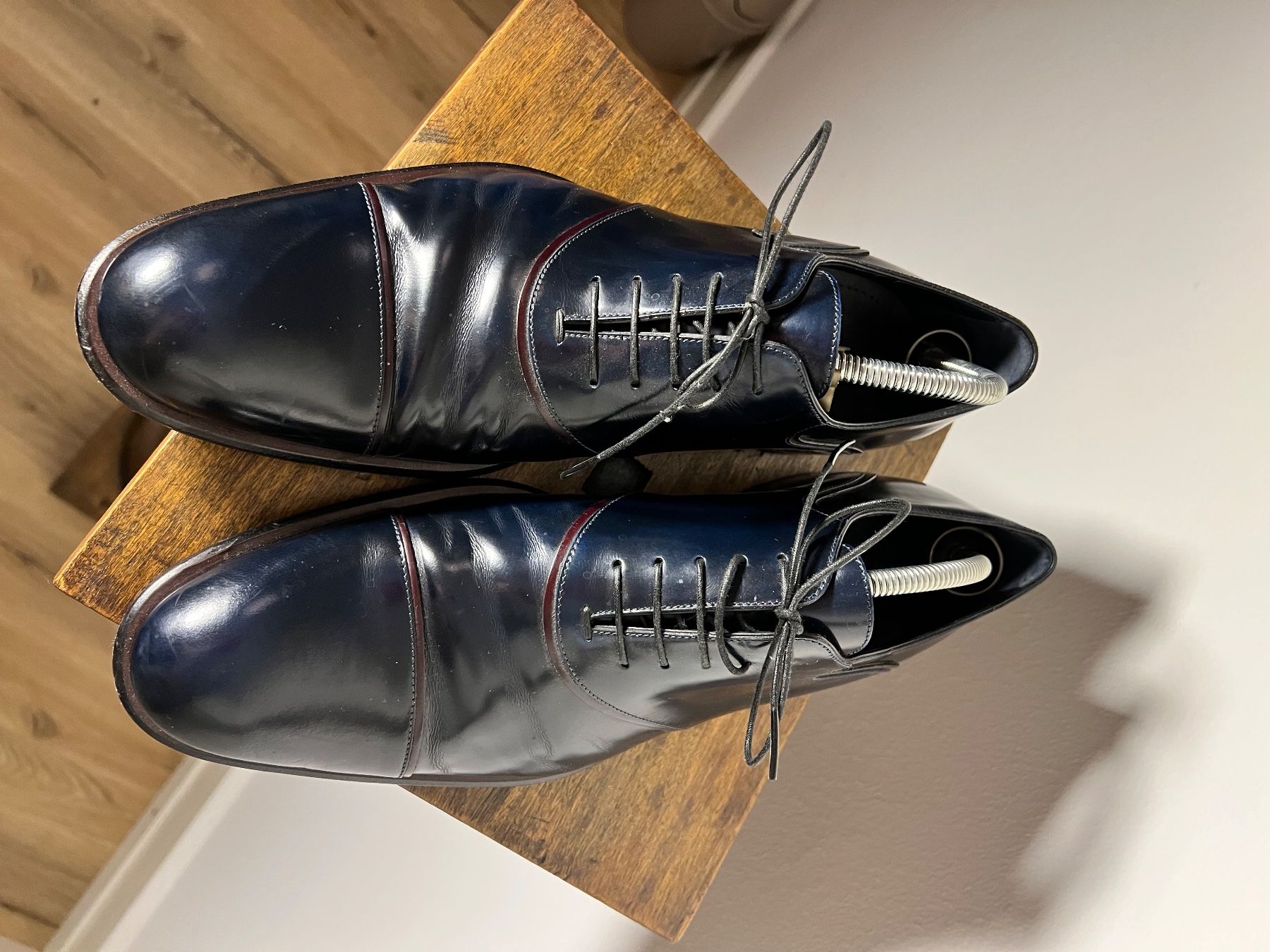 Louis Vuitton Scarpe da uomo: Chaussures Louis Vuitton taille 44 – Usato da Mettau venduto da Tanjasboudoir 1