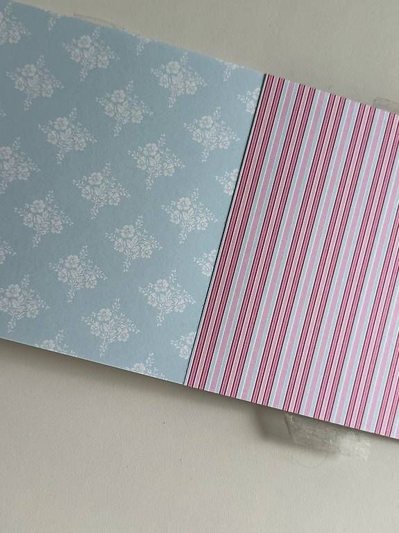 Papiere: Bastelpapier 15,2 x 15,2 cm – Gebraucht aus Greifensee von Seq 4