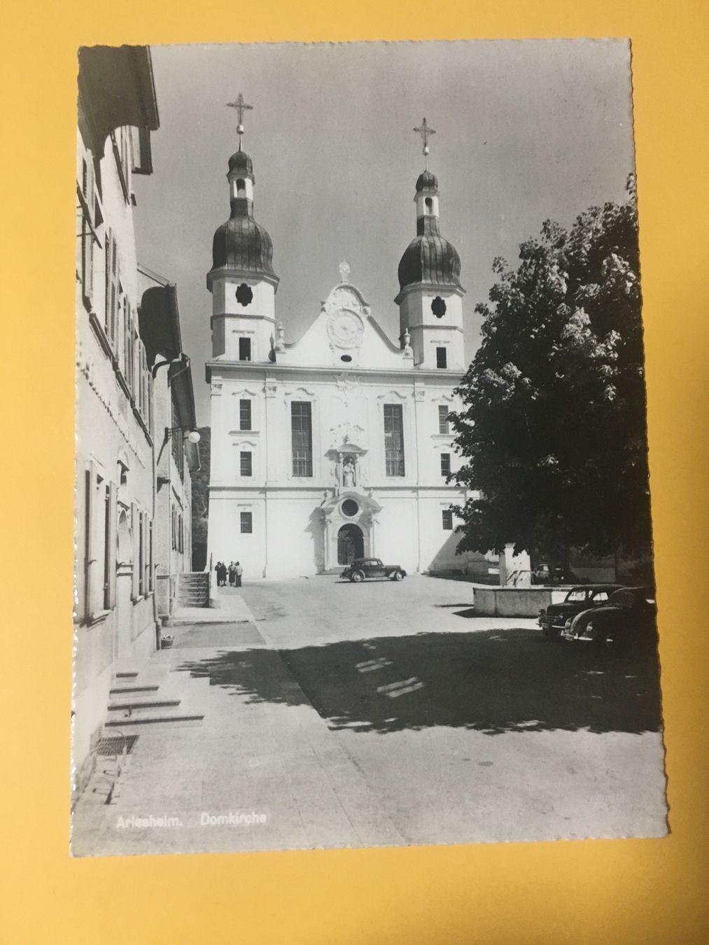 Cartoline postali: Arlesheim Domkirche belebte AK Oldtimer – Usato da Küttigen venduto da Melisch1000