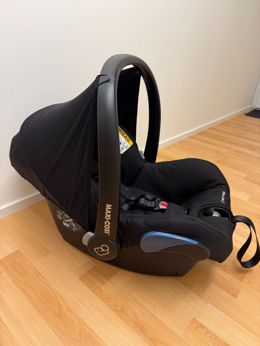 Maxi-Cosi Seggiolini per auto: Maxi-Co schwarz guter Zustand – Usato da Münchenstein venduto da marcmally 4