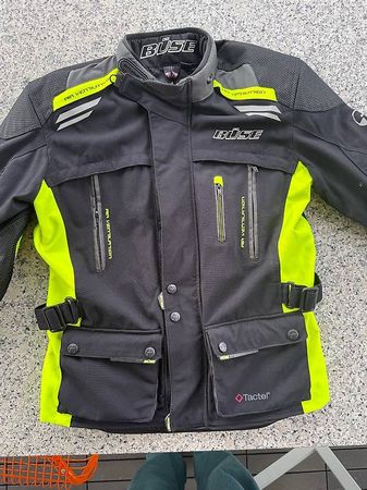 Büse Motorradjacke Grösse S Sommer / Lüftung / Neuwertig