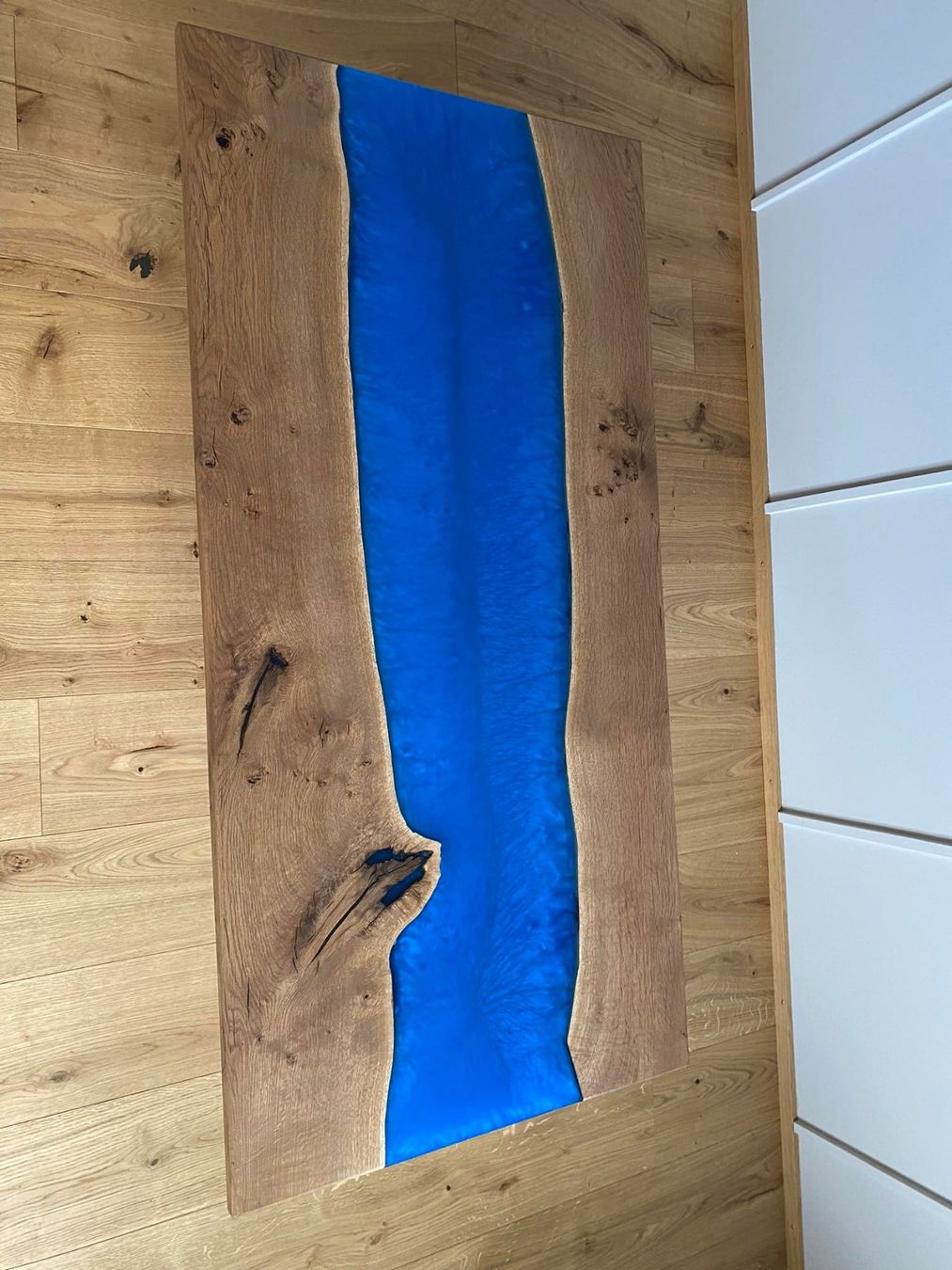 Tavoli: Epoxy Salontisch **River Table Sky Blue Metallic** – Usato da Niederuzwil venduto da gullipulli 2