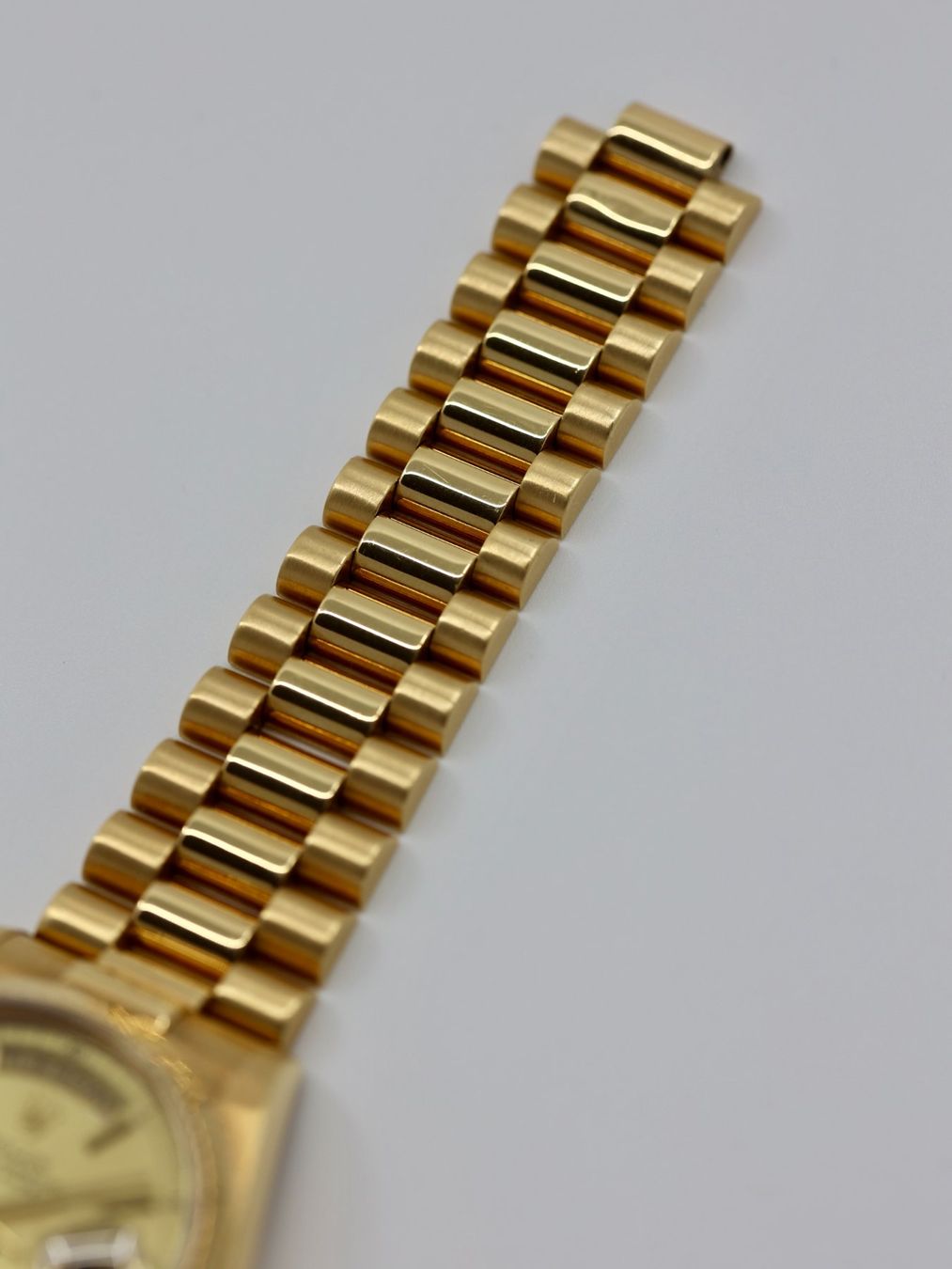 Rolex Montres: Rolex Day-Date 18038 – D'occasion à Zürich par Lazulivintagewatches 3