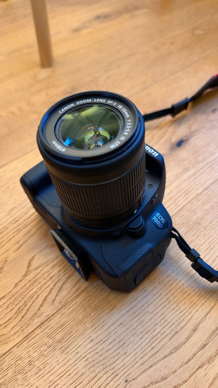 Canon Kamera: Canon EOS 700D mit 3 Objektiven und Stativ – Gebraucht aus Russikon von Bm2904 2