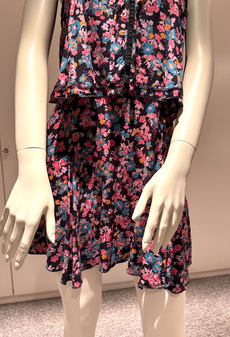 Vestiti & Gonne: Petite robe légère 36 – Nuovo (secondo la descrizione) da Genève venduto da fto_sz8d 4