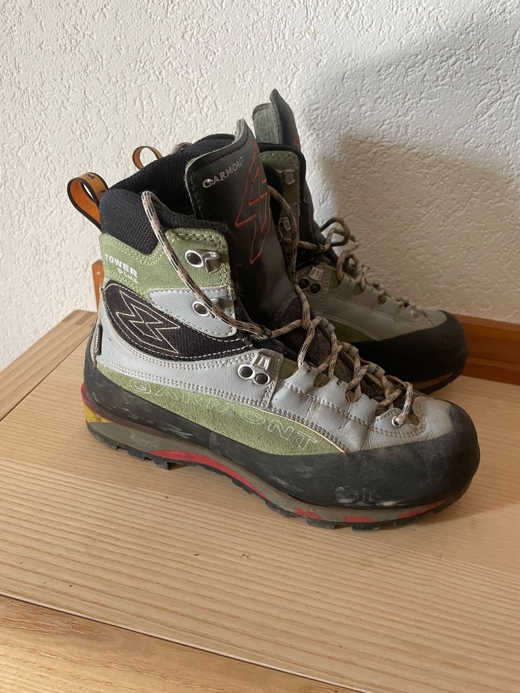 Garmont Damenschuhe: Garmont Wanderschuhe – Gebraucht aus Ried-Mörel von nm46 1