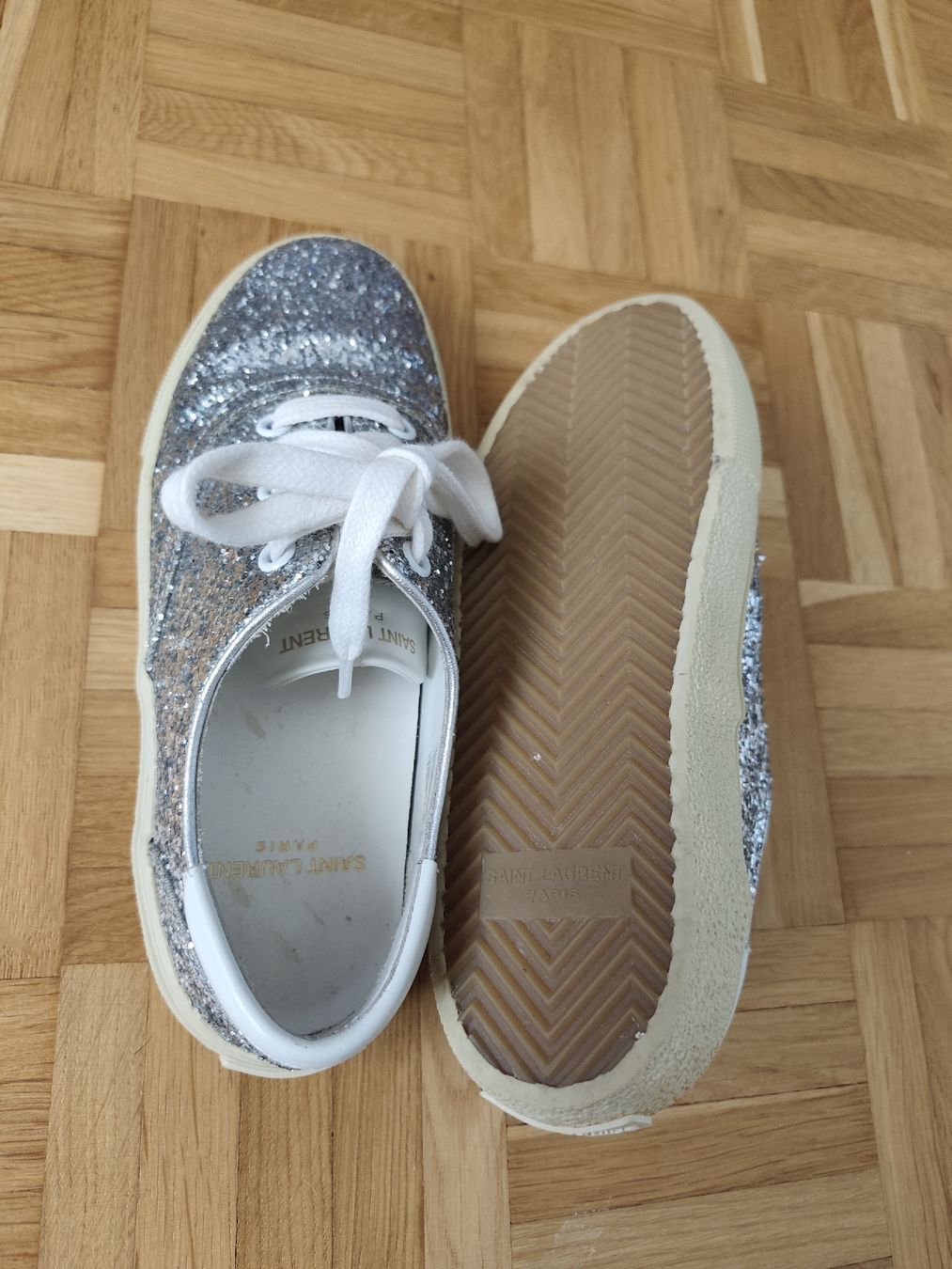 Saint Laurent Scarpe per ragazze: saint laurant schuhe – Nuovo (secondo la descrizione) da Muttenz venduto da Hermesvonthan 2