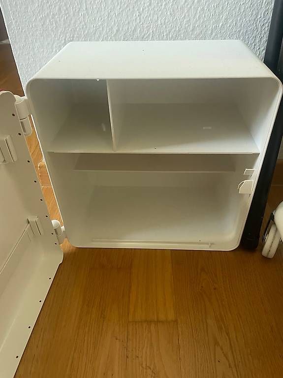 Kit di pronto soccorso: Ikea trygghet medizinschrank – Usato da Dübendorf venduto da rocki07 2