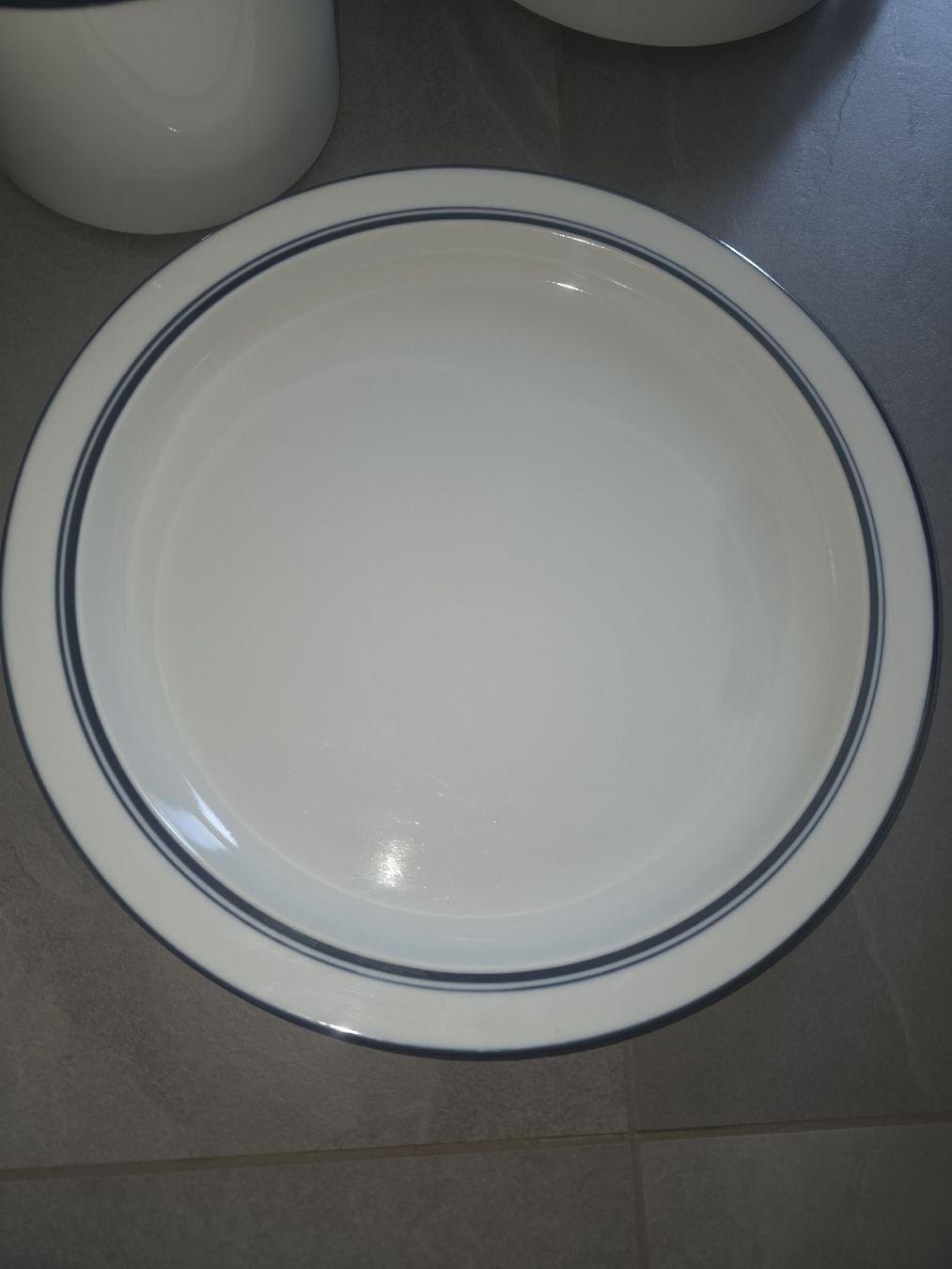 Set di piatti: Ensemble de vaisselle DANSK BISTRO blanc et bleu – Nuovo (secondo la descrizione) da Tecknau venduto da Anadias 2