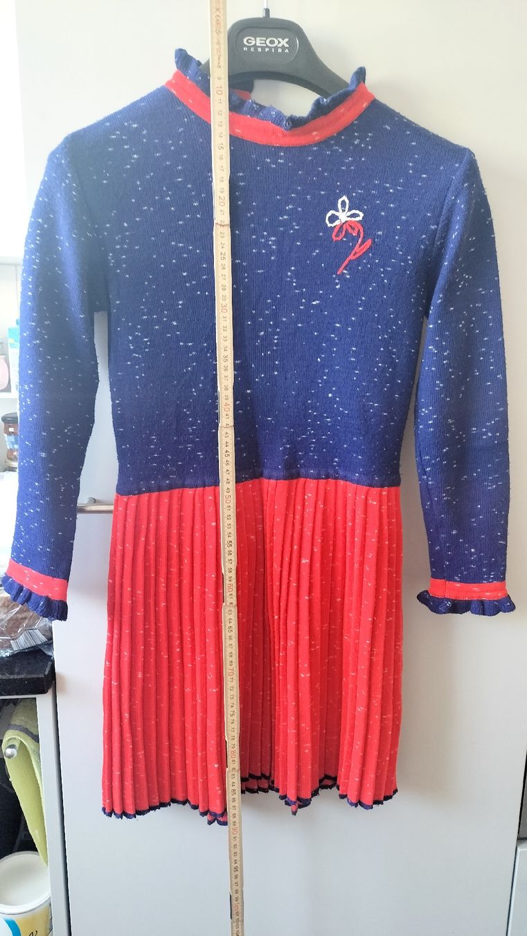 Kleider & Röcke: Strickkleid, für 8-10 Jährige Mädchen – Gebraucht aus Pfäffikon ZH von e13_x2n5 4
