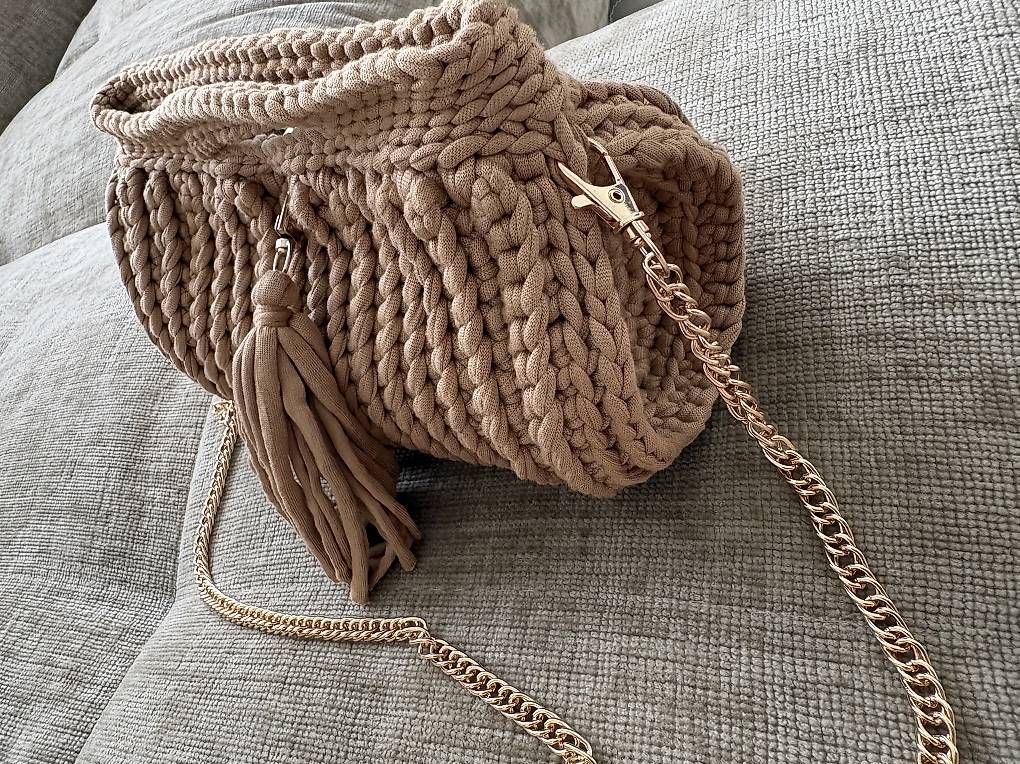 Borse da donna: Handgemachte Häkeltasche – Nuovo (secondo la descrizione) da Hinwil venduto da camposlu 3