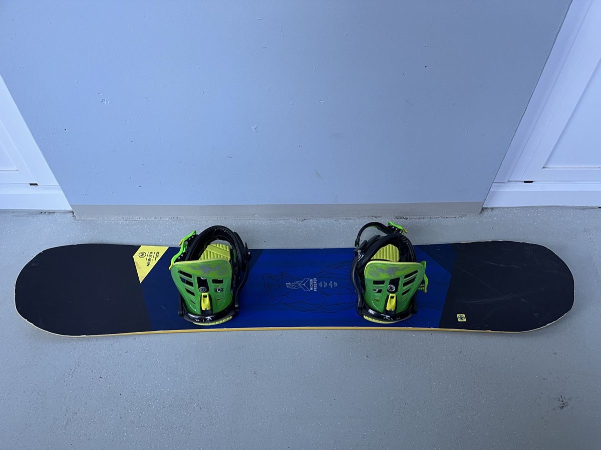 Nidecker Board: Nidecker Snowboard 130cm inkl. Bindung – Usato da Horgen venduto da pupcia01 4