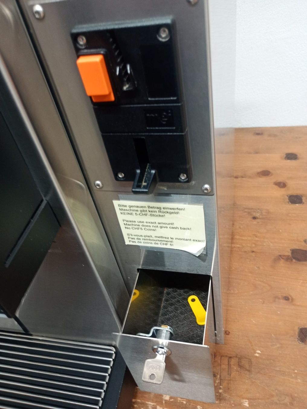 Melitta Macchine per caffè & Macchine per espresso: Cafina/Melitta Bar Cube – Usato da Winterthur venduto da inf_8gbh 1