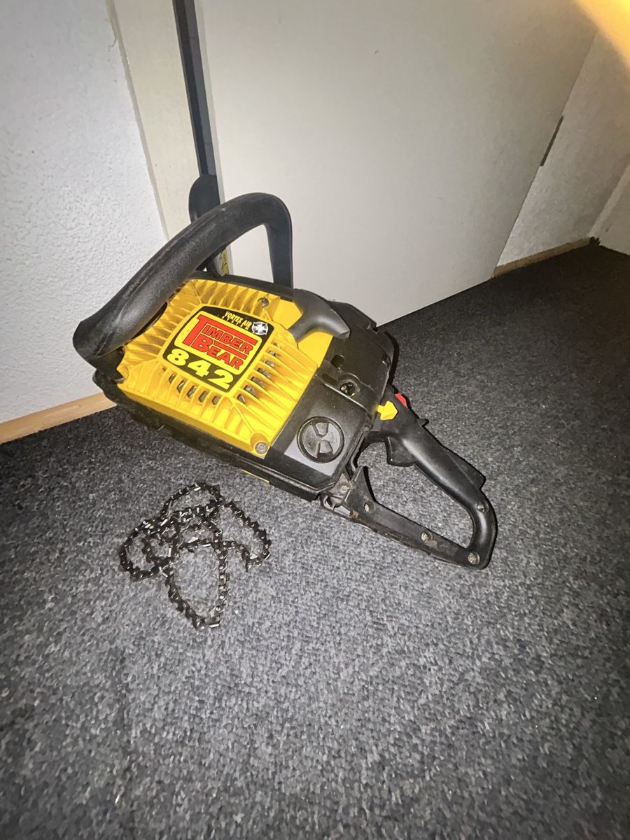 Sägen: Kettensäge – Defekt aus Bonstetten von Naem 1