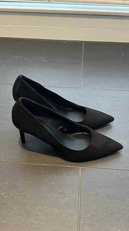 Scarpe da donna: Schwarze Pumps Gr. 42 – Usato da Wetzikon ZH venduto da biancab1000 1