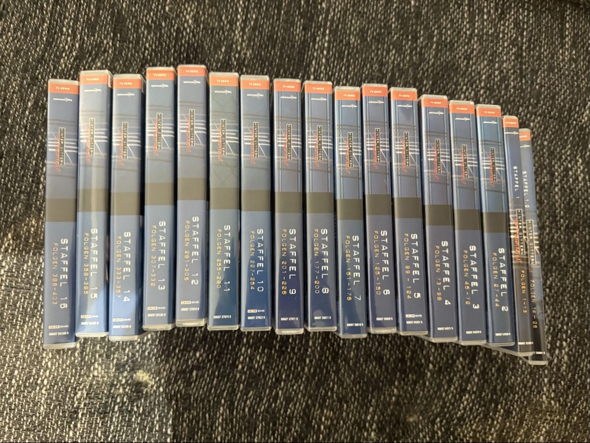 Tutti i DVDs: Hinter Gittern - Der Frauenknast, Staffel 1-16 DVD – Usato da Oftringen venduto da Sheily