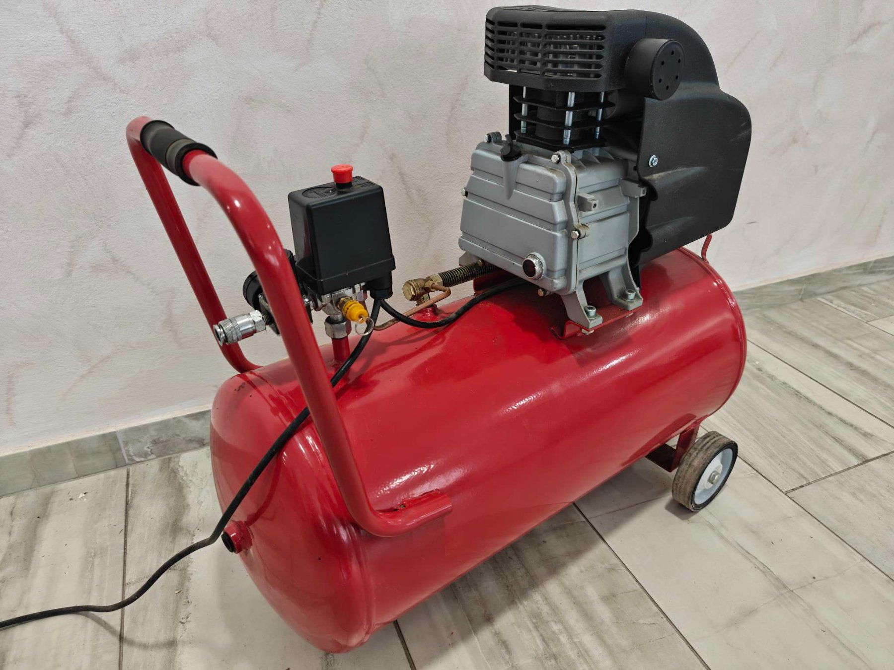 Compressori: Druckluft Kompressor 50 Liter Druckluftkompressor Kolben – Usato da Baar venduto da Werkzeugzentrum 8