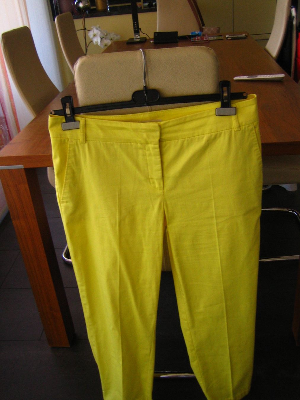 Hosen: Neuwertige 7/8 Sommerhose – Neu (gemäss Beschreibung) aus Chur von bibo014