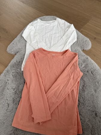 2 Langarmshirts von H&M - perfekt für den Übergang!