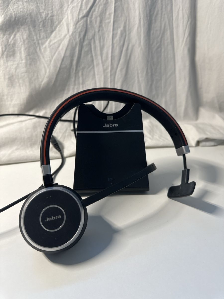 Jabra Cuffie: Jabra Evolve 65 Headset mit Ladestation neuwertig – Usato da Rickenbach ZH venduto da ann_ina91 2