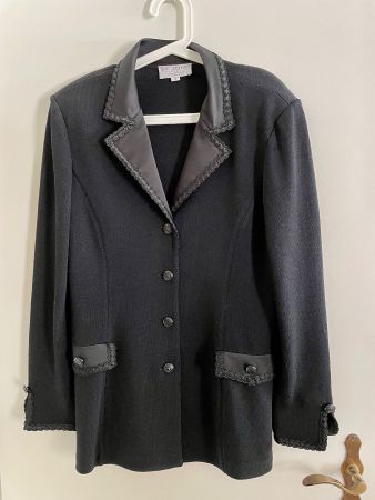 ST. JOHN Collection - Tuxedo Longjacket / 16