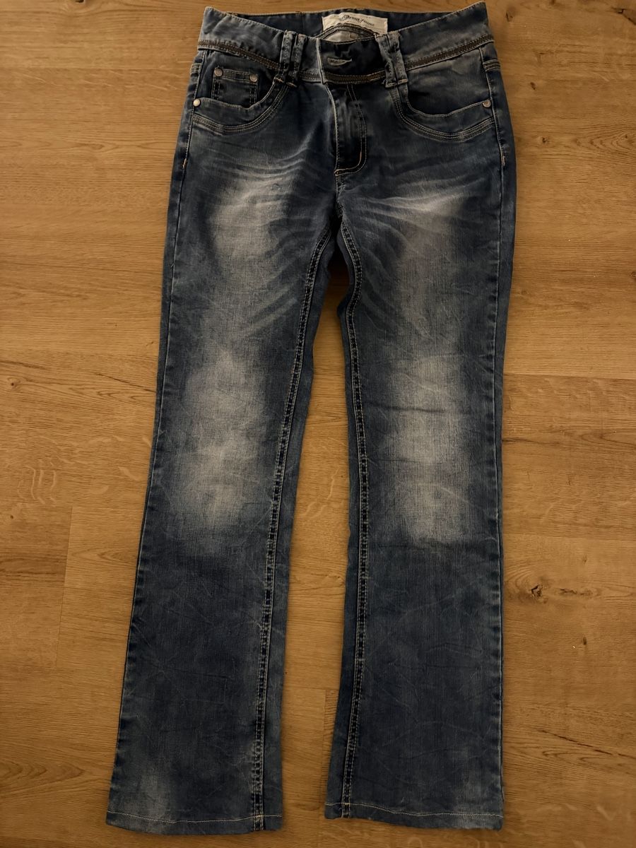 Jeans: Driver Jeans Gr. 28 – Usato da Jona venduto da HappyHappyHappyHappy