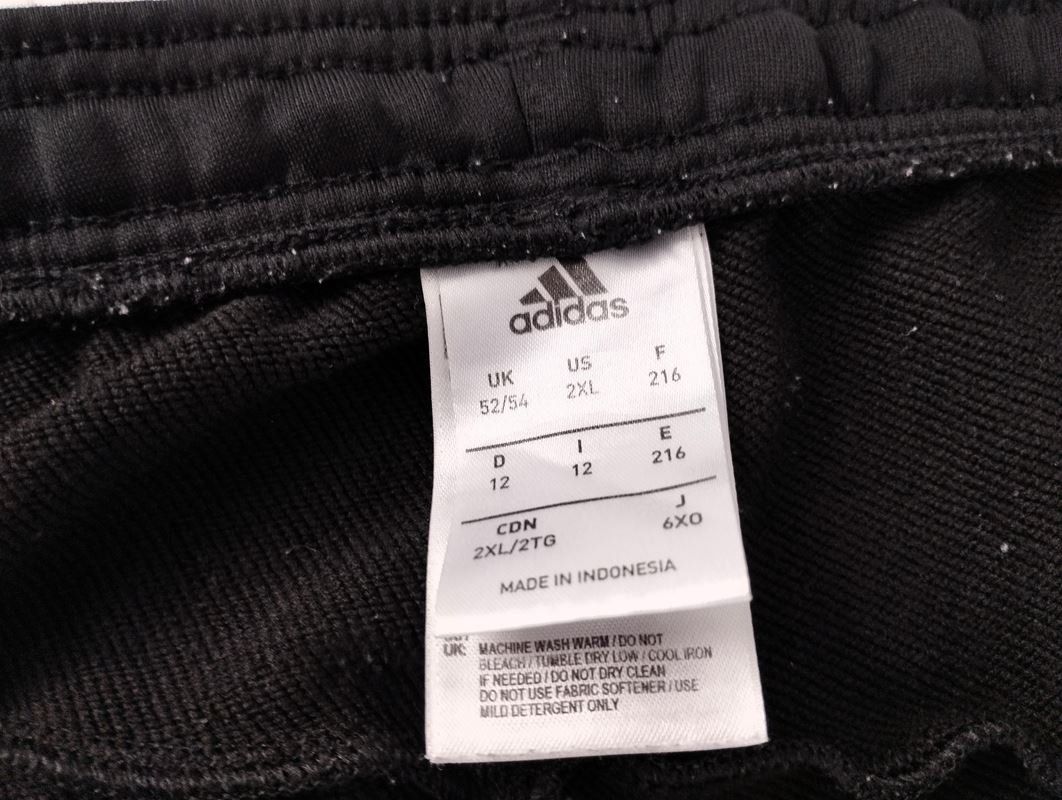 Adidas Pantaloni: ADIDAS Trainerhose Gr. XXL – Usato da Schübelbach venduto da Restwert_Schubelbach 3