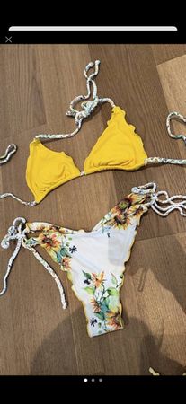 Diverse Bikinis