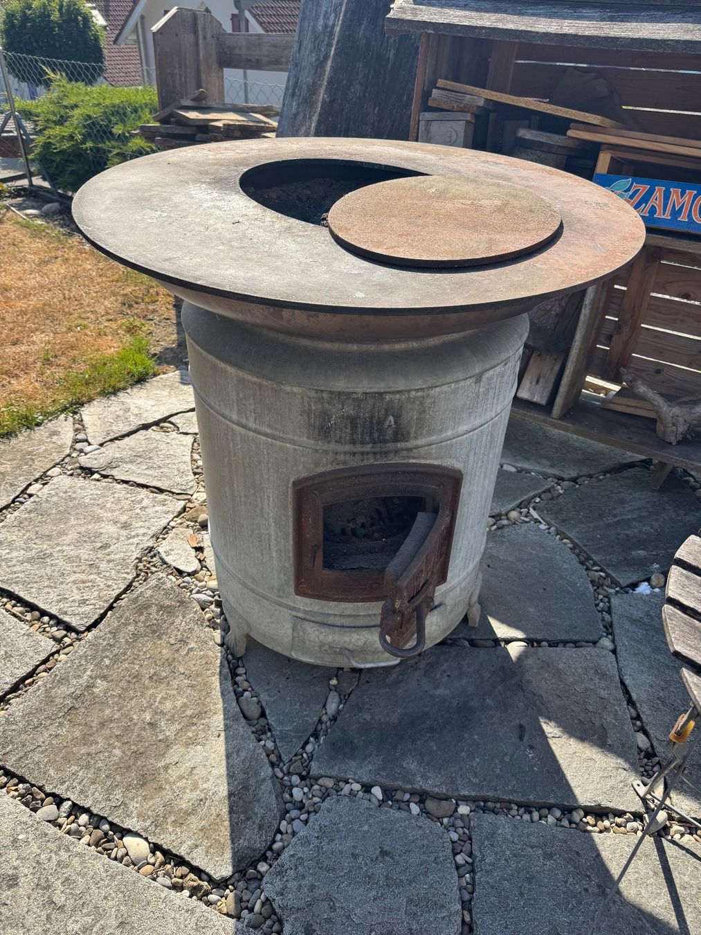 Feuerschale: Feuerschale mit Grillrost und Feuerring – Gebraucht aus Kestenholz von cvx_889vv 3