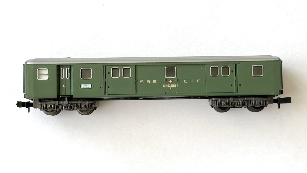Trix Modelleisenbahnen: SBB Gepäckwagen Minitrix – Neu (gemäss Beschreibung) aus Lausanne von jeko8693 1