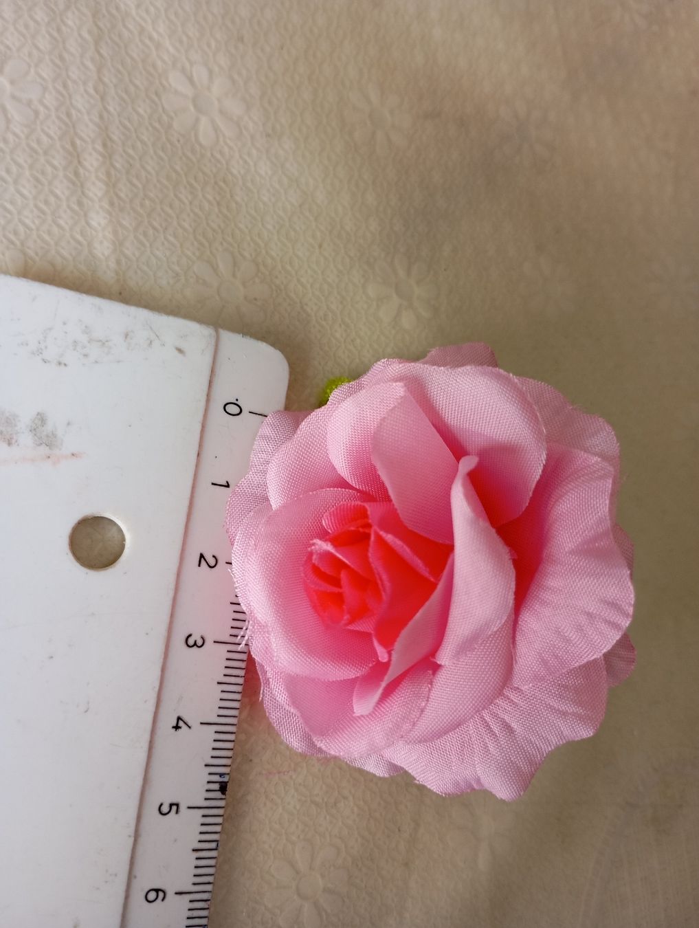 Haarschmuck: Artificial Rose Flower Accessory Pink Like New – Neu (gemäss Beschreibung) aus Bern von pav_8b6j 4