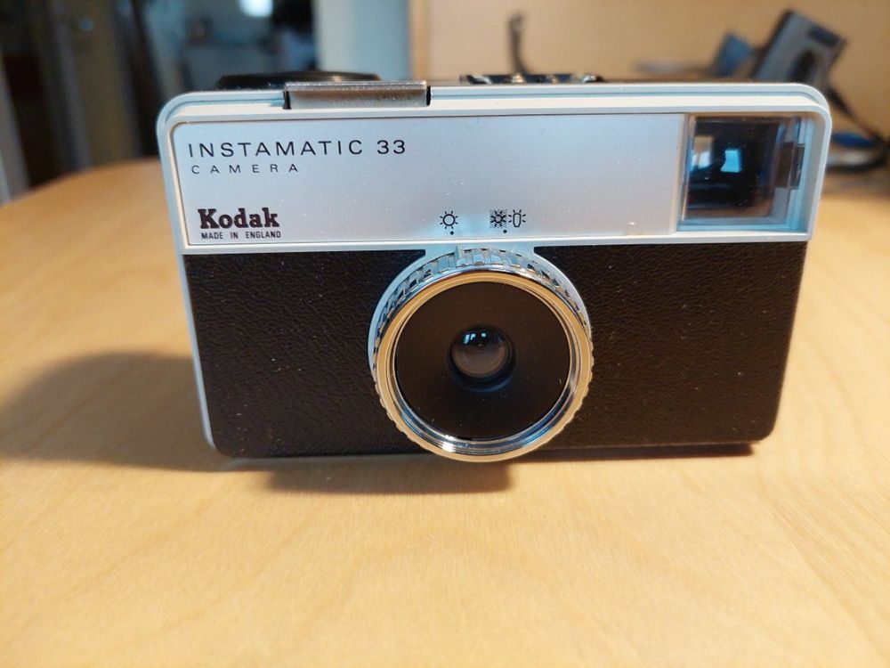 Appareil Photo Vintage Kodak Instamatic 33 - Ancien, Fonctionnel, Look Rétro